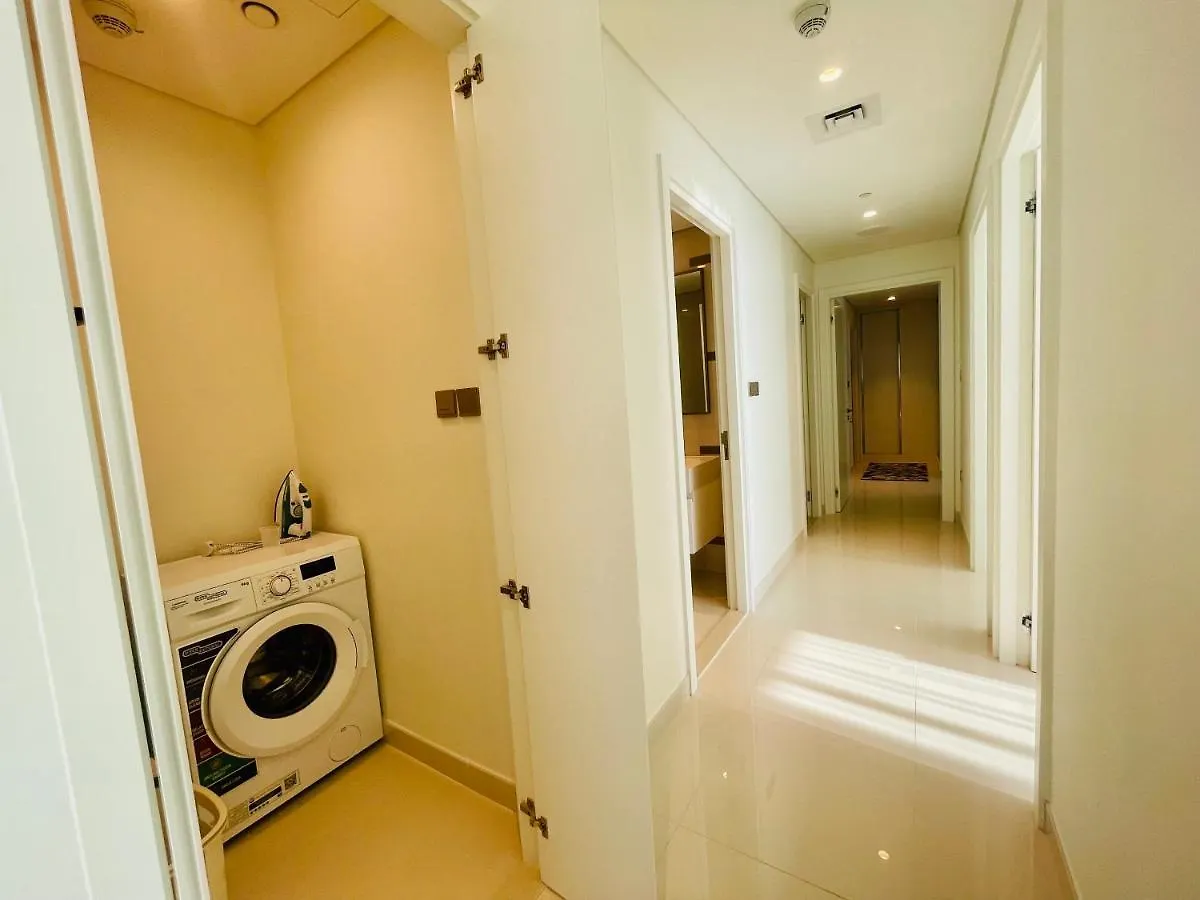 Dar Vacation - Magnificent Palm And Marina View Brown 3Bdr Apartment Dubai