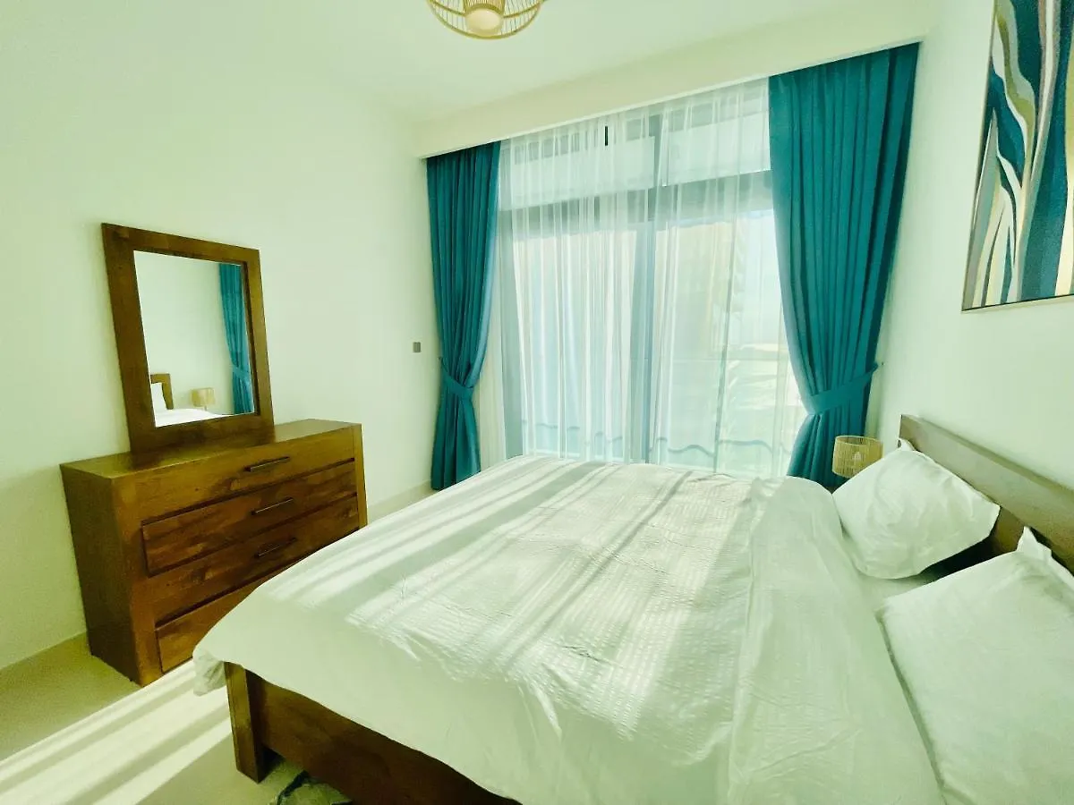 Dar Vacation - Magnificent Palm And Marina View Brown 3Bdr Apartment Dubai 0*,
